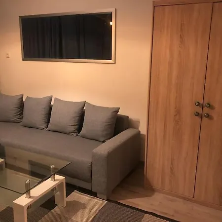 Eine 2